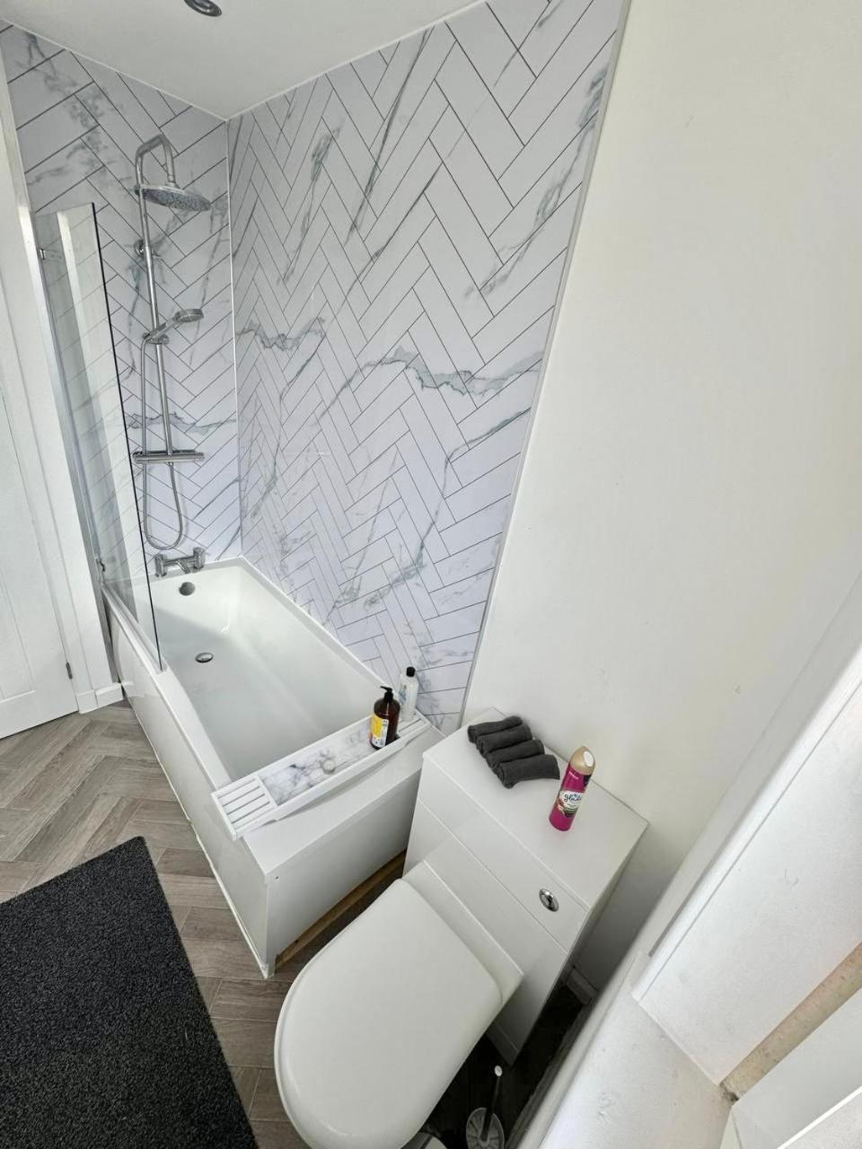 Clydebank Brand New 3Bdr Home, Glasgow 外观 照片