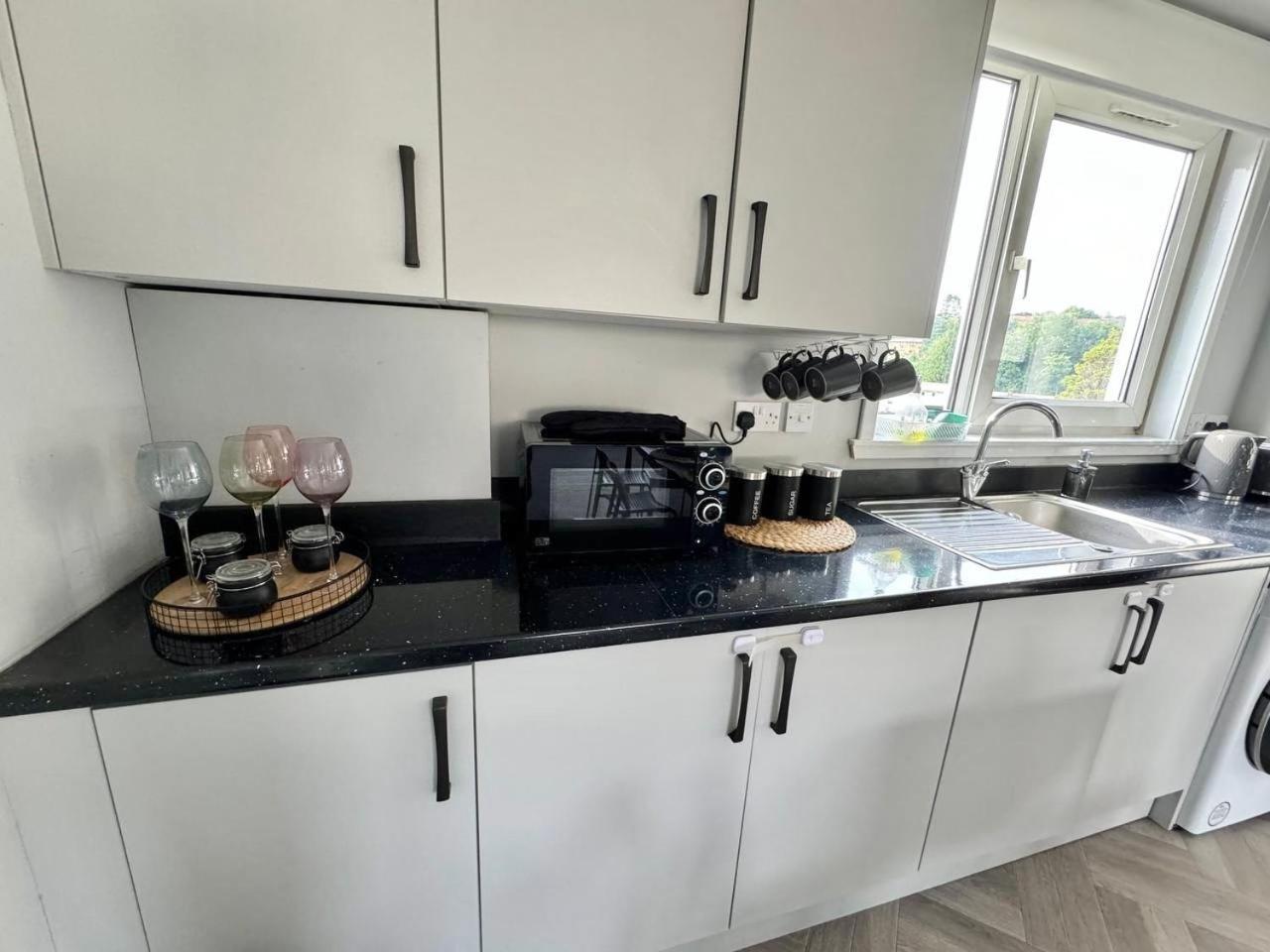 Clydebank Brand New 3Bdr Home, Glasgow 外观 照片